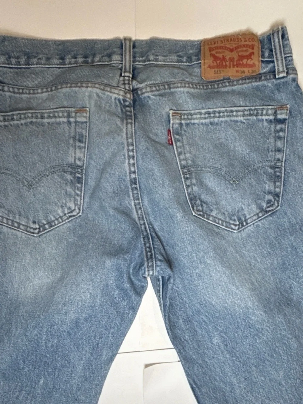 Levi's 511 Men’s Light Blue Straight Distressed Jeans 36x30